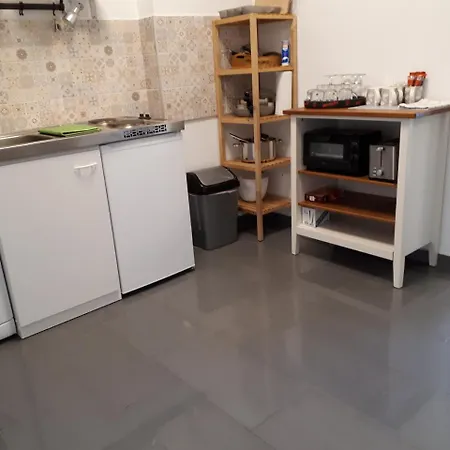 Kertvarosi Apartman Tiszaujvaros Exterior photo