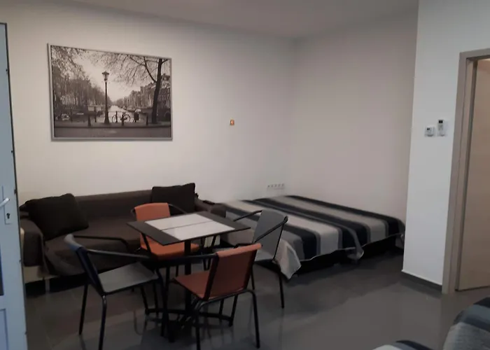 Kertvarosi Apartman